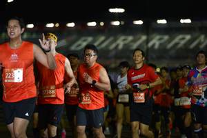 BIB: 223, 177, 27388, 191, 26584, 522, 20986, 2326
                            <button type="button" onclick="openModal(10857211)" class="btn btn-primary btn-sm float-right btn-popup" data-toggle="modal" data-target=".modal-high-quality">
                        <i class="fas fa-shopping-cart"></i> Add to Cart
                    </button>
                                            <button type="button" onclick="isThisMe(10857211, true)" class="btn btn-success btn-sm float-right btn-popup btn-isme hidden" data-toggle="tooltip" data-placement="bottom" title="นี่คือรูปของคุณใช่ไหม คลิกที่นี่เพื่อเอาเข้าอัลบั้ม">
                        <i class="fas fa-plus"></i> Add to album
                    </button>
                    <button type="button" onclick="isThisMe(10857211, false)" class="btn btn-warning btn-sm float-right btn-popup btn-isnotme hidden">
                        <i class="fas fa-ban"></i> Remove from album
                    </button>